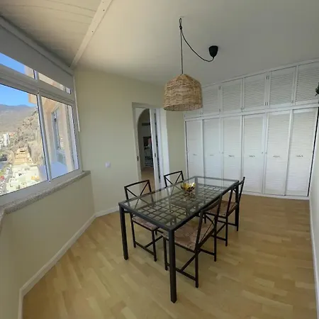 Maravilloso Duplex Frente Al Mar Con Parking Propio A Pie De Playa