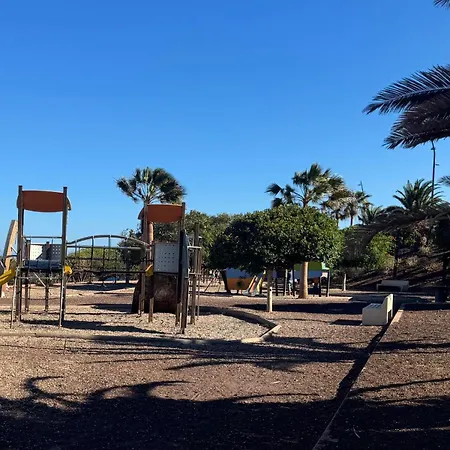 Apartamento Maravilloso Duplex Frente Al Mar Con Parking Propio A Pie De Playa