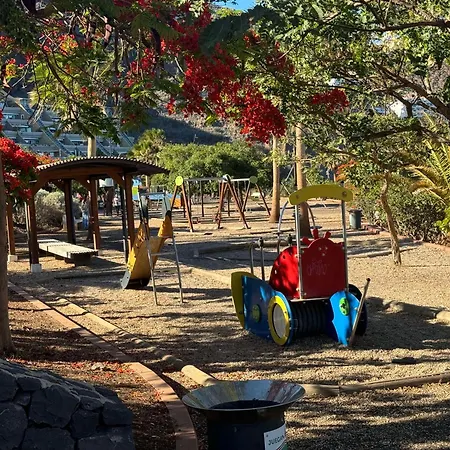 Maravilloso Duplex Frente Al Mar Con Parking Propio A Pie De Playa Lägenhet