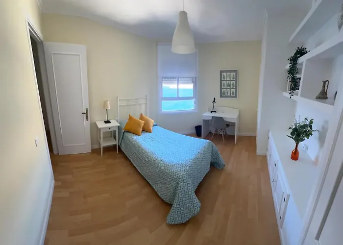 Maravilloso Duplex Frente Al Mar Con Parking Propio A Pie De Playa * Radazul