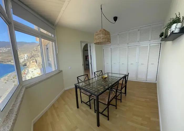 Maravilloso Duplex Frente Al Mar Con Parking Propio A Pie De Playa