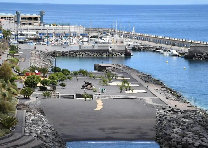 Maravilloso Duplex Frente Al Mar Con Parking Propio A Pie De Playa *